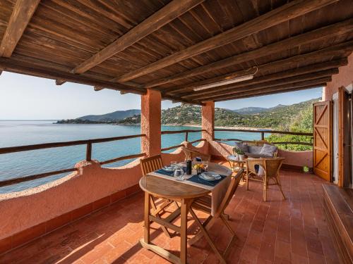 Villa Golfo degli Angeli