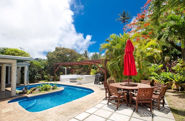 Villa Honohitu w/pool, bbq outdoor space, and mini bar
