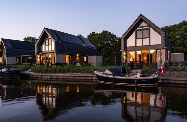 Villa in Balk with Private Jetty on Slotermeer