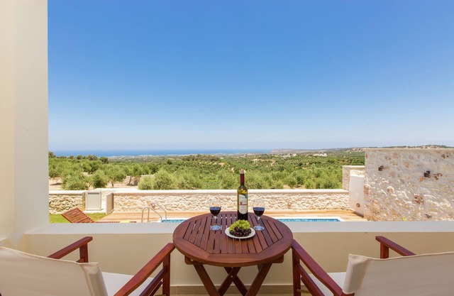 Villa in Crete with Private Pool & Mountain Views
