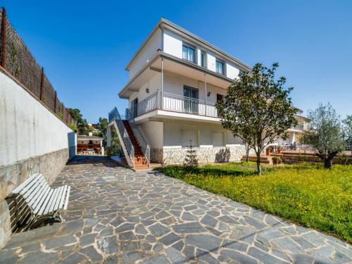 Villa in Sant Genís near Costa Brava Beaches
