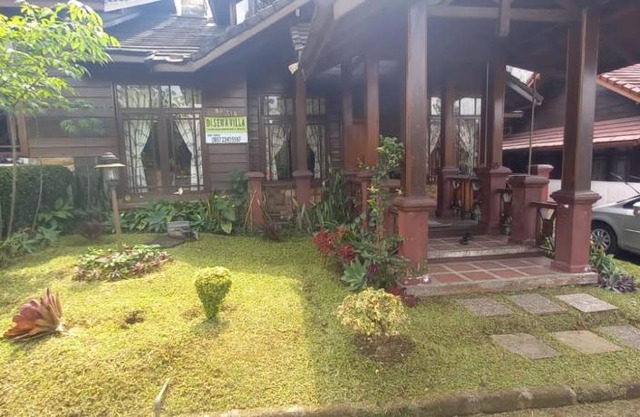 Villa Kayu Green Apple Cipanas
