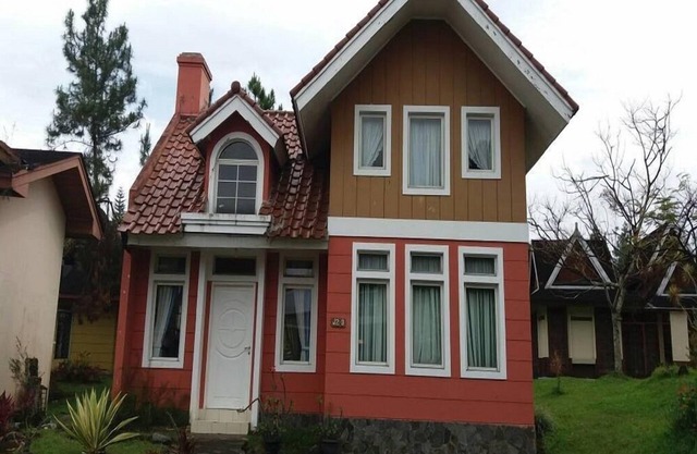 Villa Kota Bunga Sakura