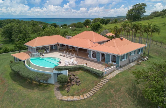 Villa Libellule Exceptional estate with panoramic sea view and large swimming pool