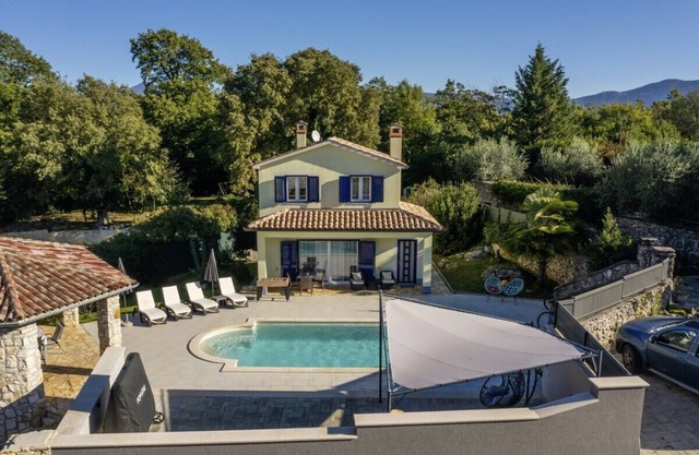 Villa Nora in Kršan - Haus für 4 Personen