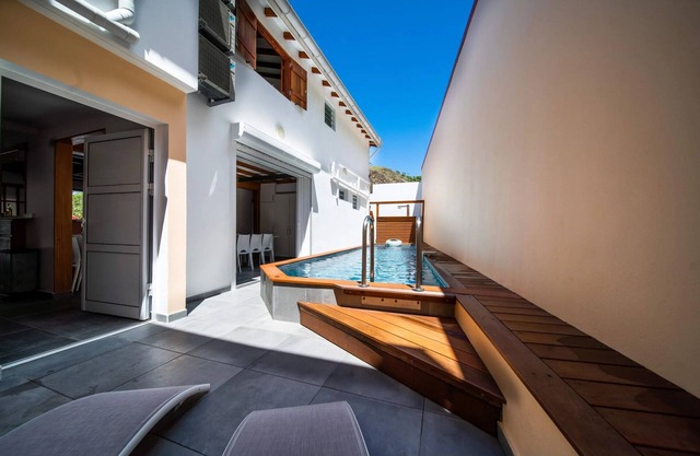 VILLA ODASS À TERRE DE HAUT