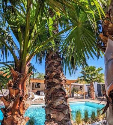 Villa oliva jacuzzi sauna piscine chauffée