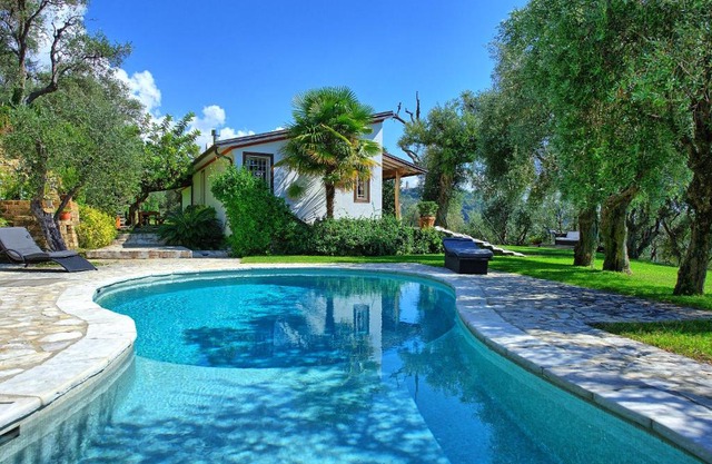 Villa Oliveta by PosarelliVillas