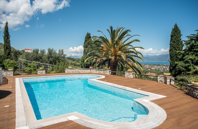 Villa Panorama with Sea View and common Swimming Pool