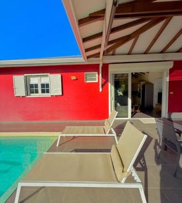 Villa SAADA cosy avec piscine, jacuzzi et sauna