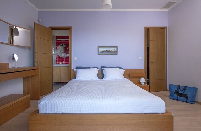 Villa with 6 bedrooms private pool sea view