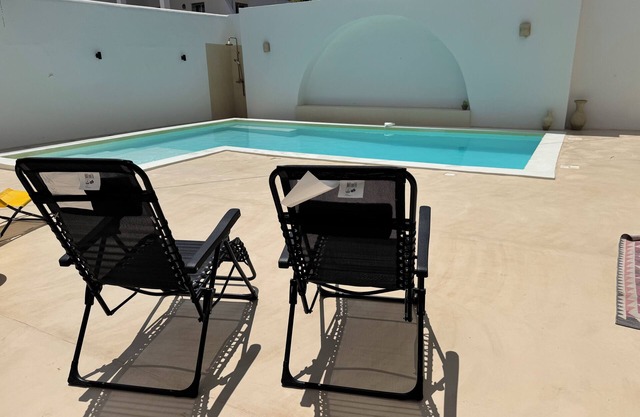 Villa with pool 2 minutes walk from the beach