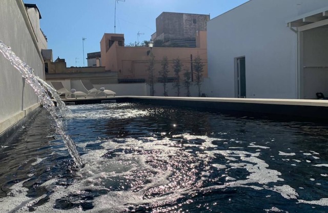 Villa with pool in historic center