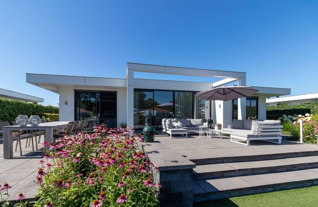 Villa with private jetty