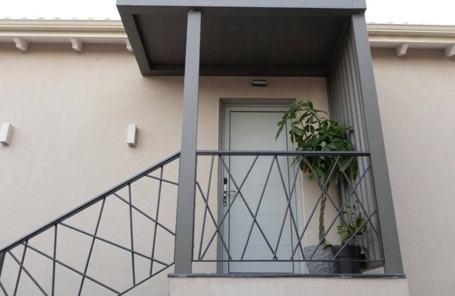 Villa with Private Pooln