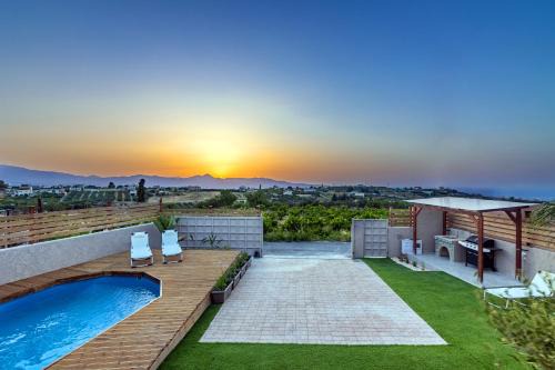 Villa Xenia, Private Pool, Hot Tub, BBQ, Sunset View