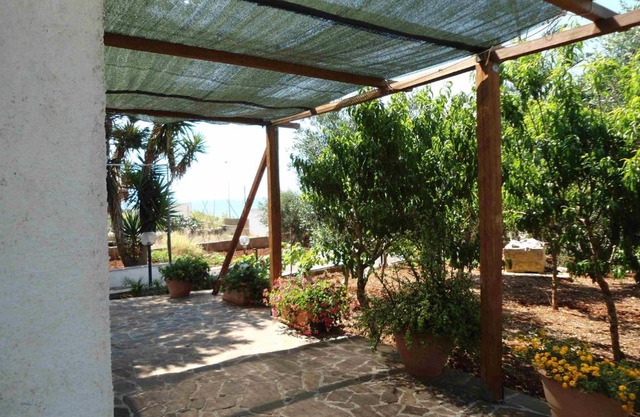 villetta a 100 mt. dal mare