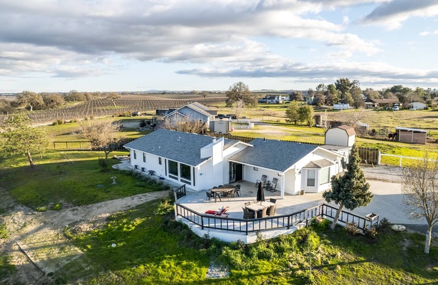 Vino View Getaway Retreat