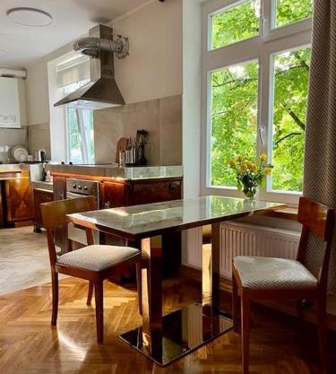 Vintage studio apartment
