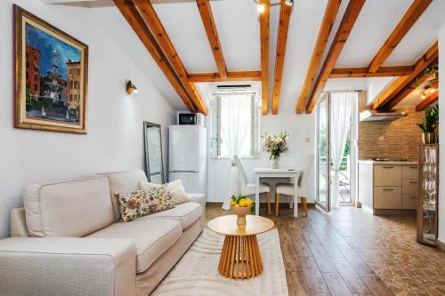 Viva Studio Central Split