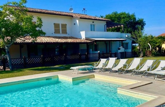 VIVA4 - Numana, new three-room apartment in villa with swimming pool