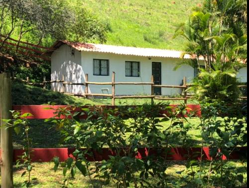 Vivenda dos Guaranys -Um projeto ecológico - Casa