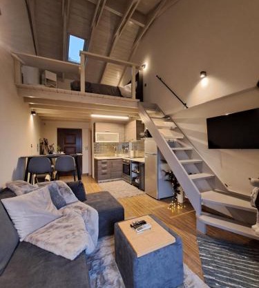 Vrachos Suites