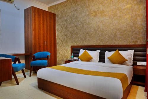 VROOM Hotel Golden Palace