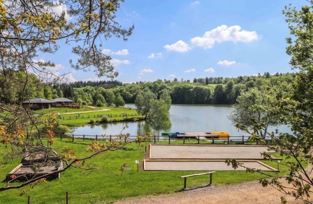 Vue sur le lac Monédières | Chalet mitoyen + Spa