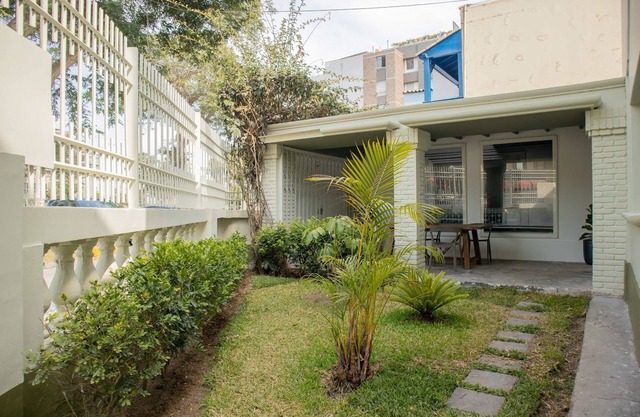 w Impressive 5BR w Terrace in Miraflores