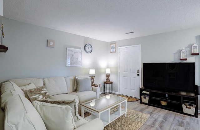 Waccamaw Condo - Unit 6