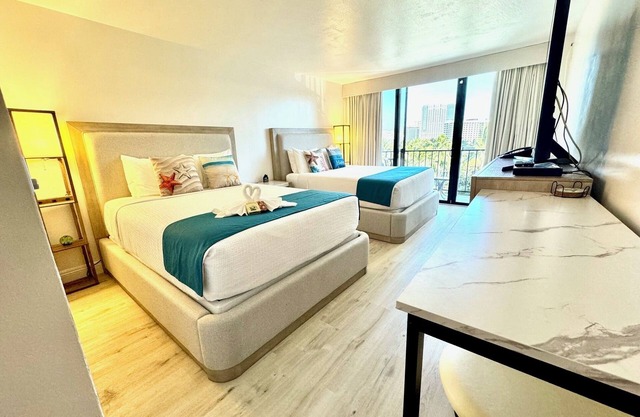 Waikiki Vacation Rental - FREE PARKING !