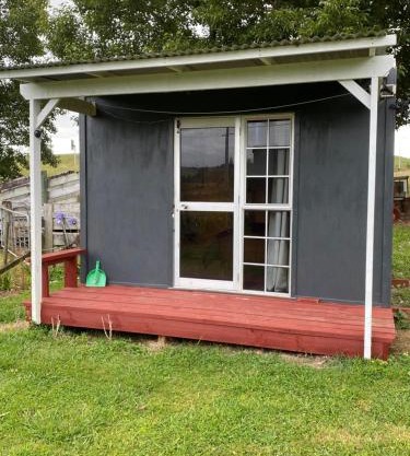Waitomo Farmstay - Kiwi Cabin 5