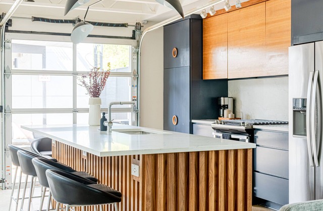 Walk Downtown & Live in Modern Luxury