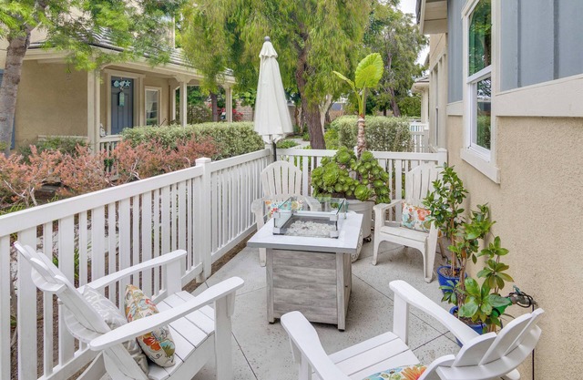 Walk to Beach: Luxe San Buenaventura Villa!