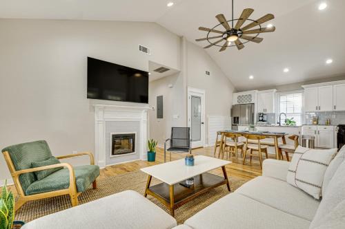 Walk to Beltline WFH-Friendly Hub with Yard!