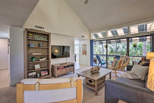 Walk to Coligny Beach Park Coastal Oasis with Pool