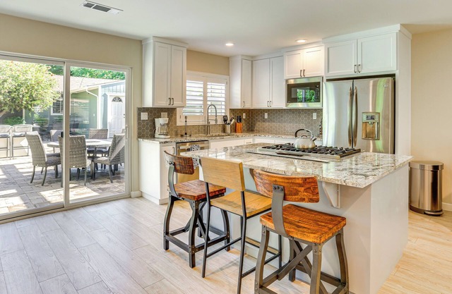 Walk to Park & Aquatic Center: Airy Redding Home!