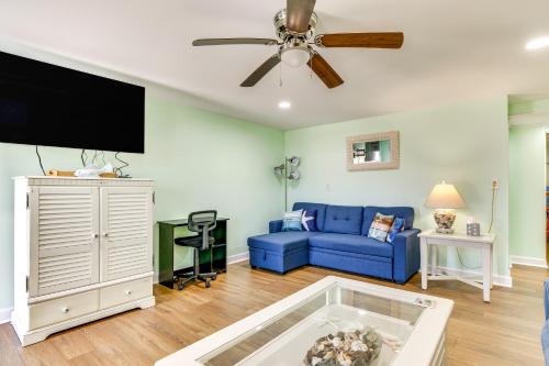 Walk to Shore Atlantic Beach Condo with Pool Access