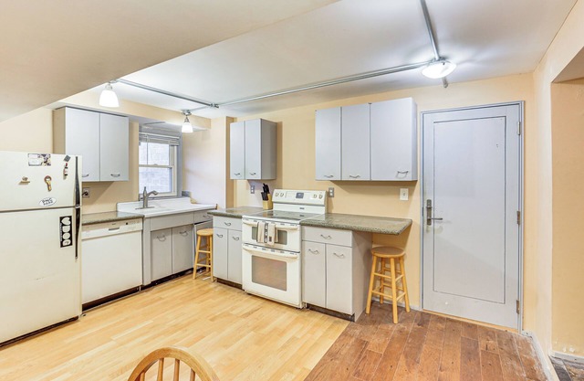 Walkable Studio in the Heart of Pittsburgh!