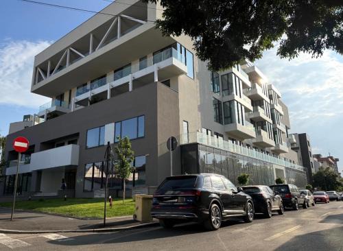 Walter Loft Luxury Residence- Self Check-in & Underground Parking