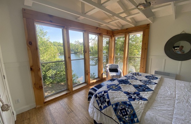 Waterfront Paradise on Private Point