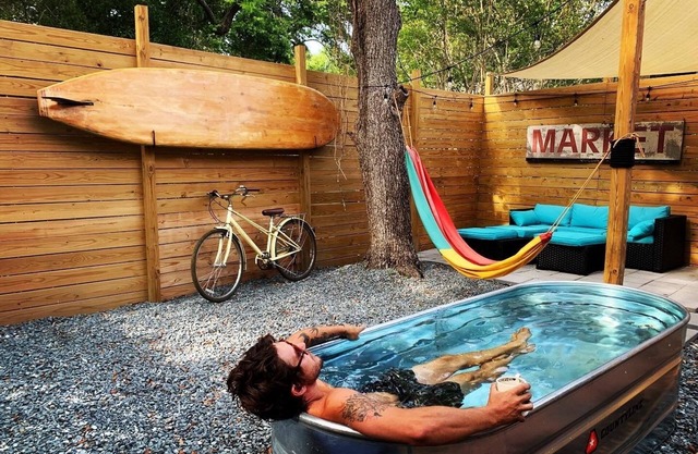 Waterline Cottage in South Front District