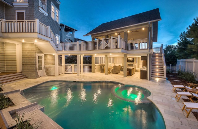 Watersound Beach. Gated, Exclusive use of pool, outdoor kitchen, dining, living