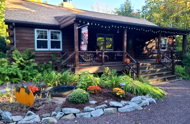 Welcome to Nickey’s Nest – A relaxing mountain retreat