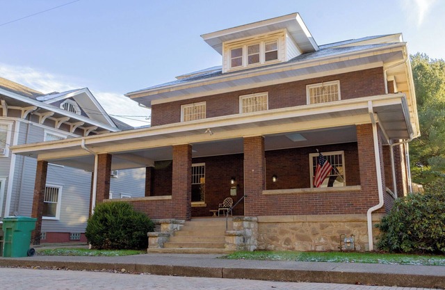 Welcome to The 6 Bedroom Elk Lodge on the Elk River in Sutton, West Virginia!