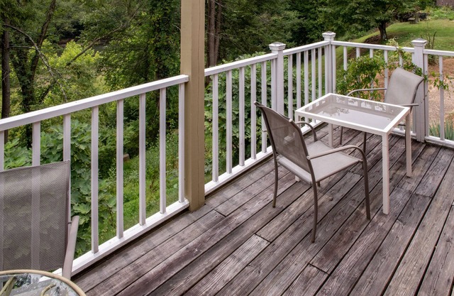 Welcome to the historic Elk River Hotel & Cafe! Located riverfront on the beautiful Elk River, and just 2 miles from I-79, you are moments away from all that the Sutton area has to offer. Guest in town to enjoy the gorgeous outdoor scenery and recrea