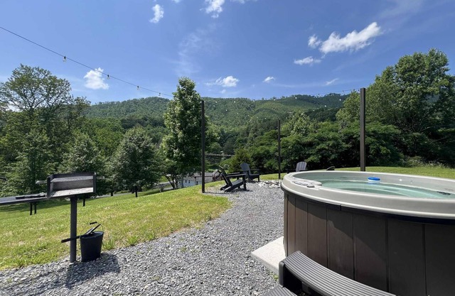 Welcome to The Little Dipper!