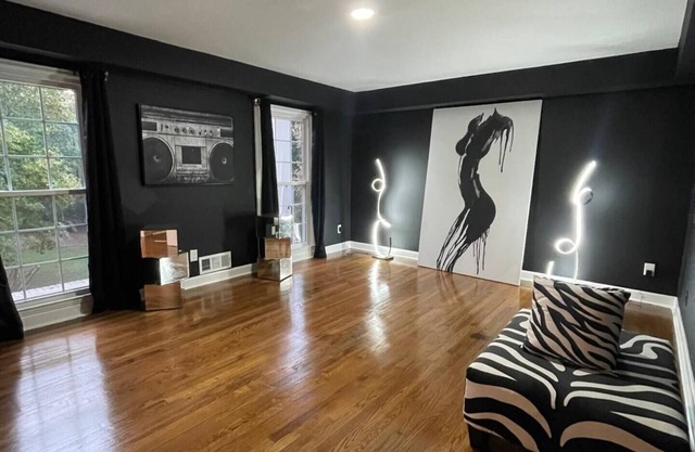 Welcome to the Southern Collective! This gated estate is the epitome of Southern charm and modern elegance. C