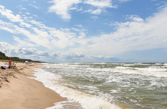 Welcome to this compact and family friendly cottage in Dabki.